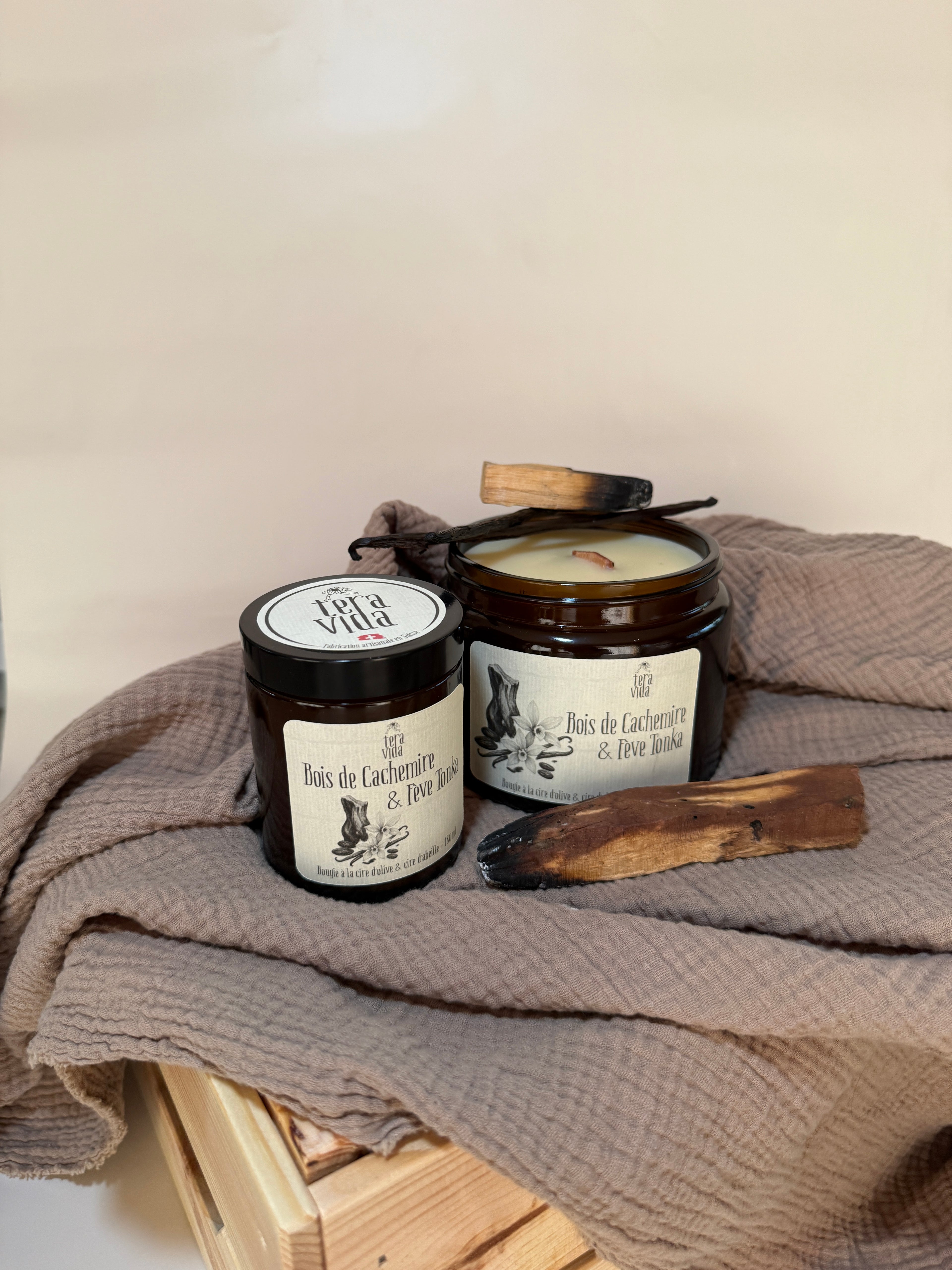 Cashmere Wood & Tonka Bean
