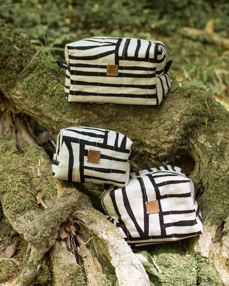 Wild Lines Pouch, view 1